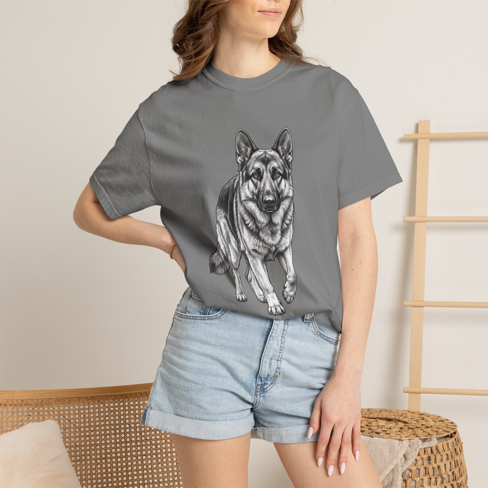 German Shepherd Graphic Tee – Realistic Dog Portrait T-Shirt