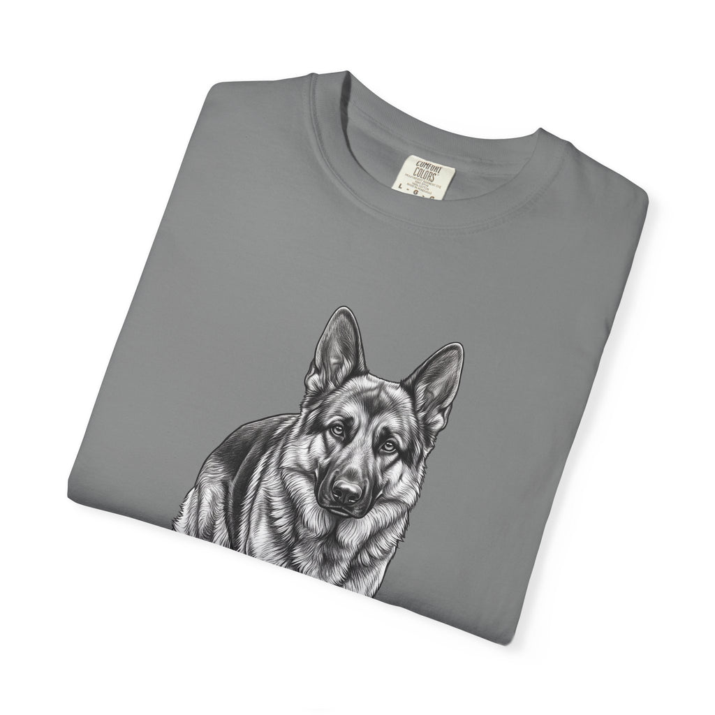 German Shepherd Graphic Tee – Realistic Dog Portrait T-Shirt