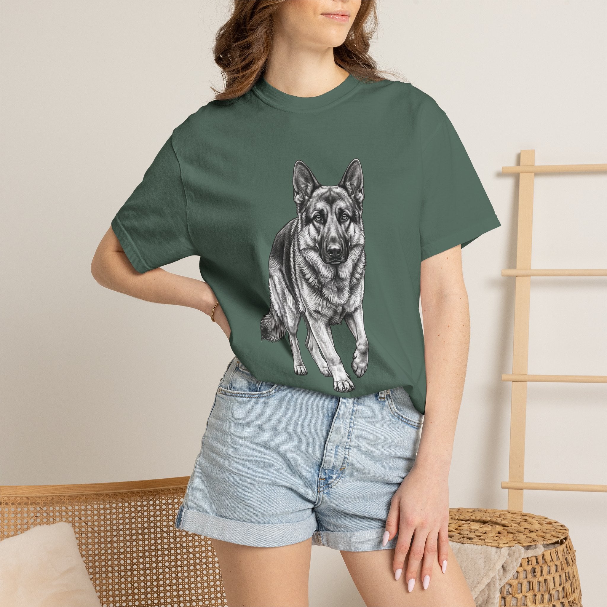 German Shepherd Graphic Tee – Realistic Dog Portrait T-Shirt